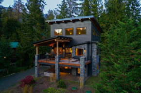 Whistler Peak Lodge